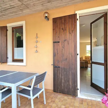 Europa Pool * Μπαρντολίνο